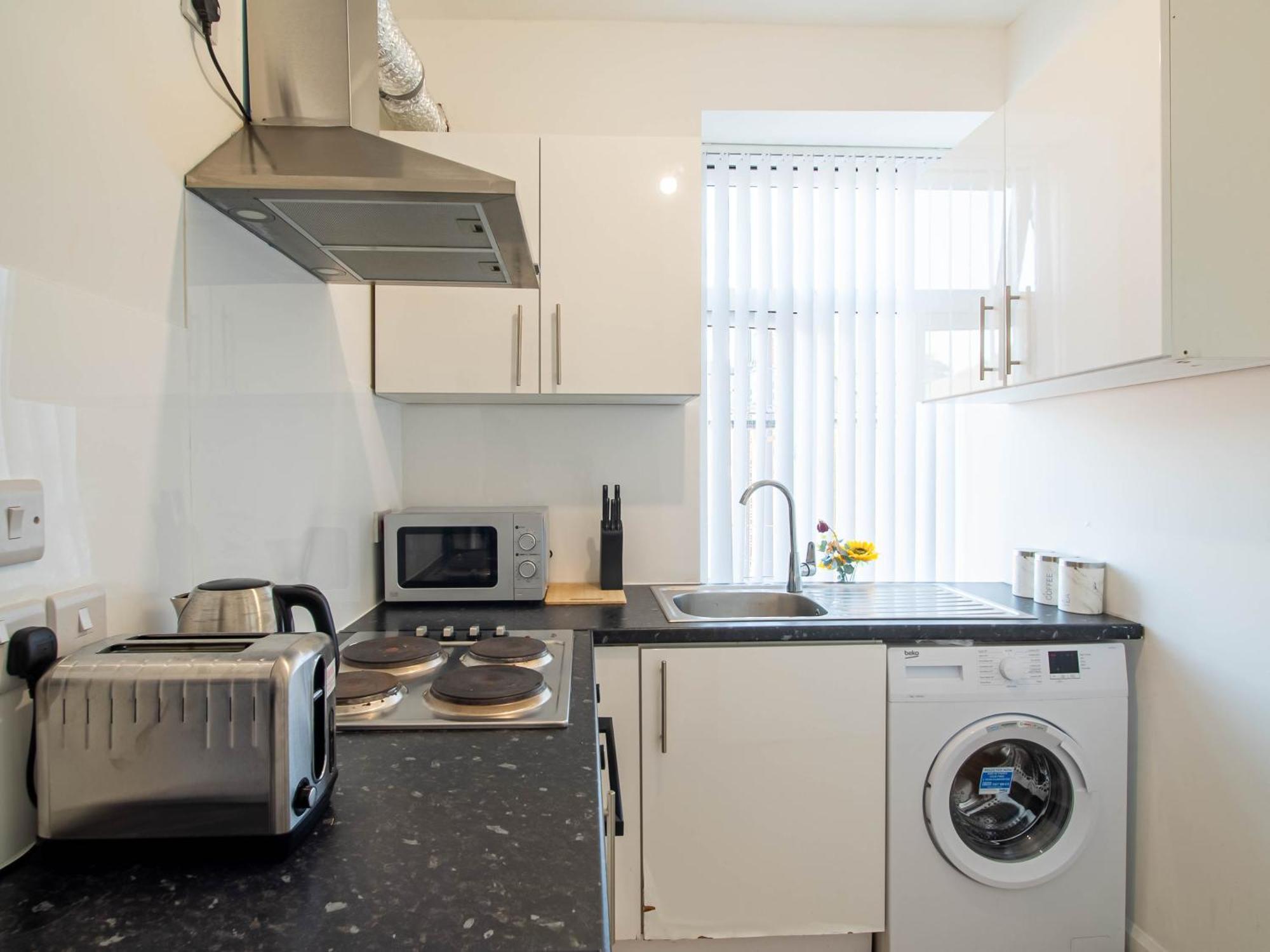 Belgian Studio Apt 2 Хъдърсфийлд Екстериор снимка