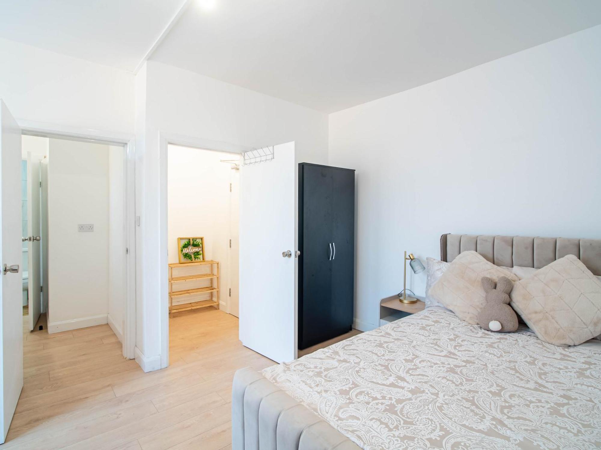 Belgian Studio Apt 2 Хъдърсфийлд Екстериор снимка