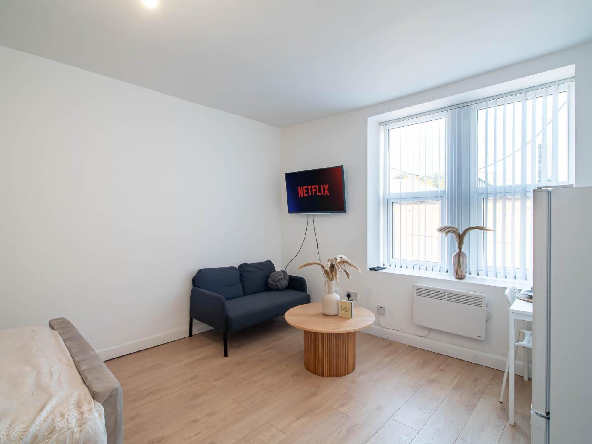 Belgian Studio Apt 2 Хъдърсфийлд Екстериор снимка